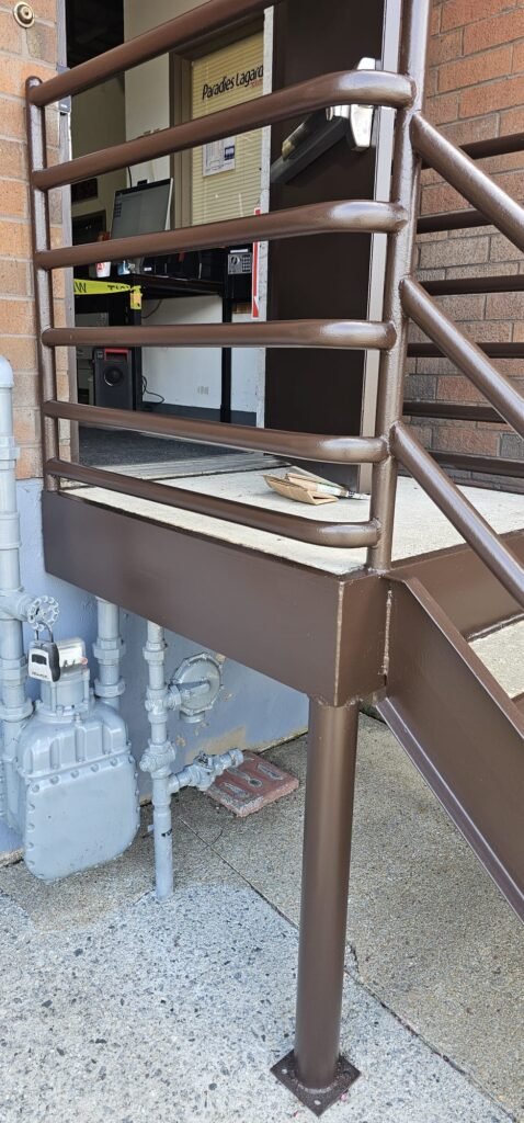 Warehouse commercial door entrance1